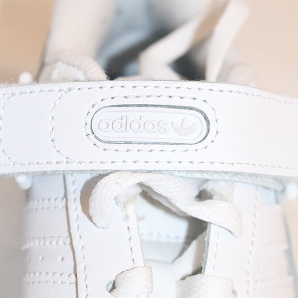 Adidas Originals Forum Low in White Size 6 (Women) - Picture 6 of 9
